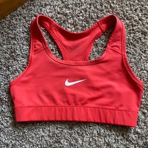 Like new Nike Pro sports bra